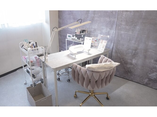 nail&beautysalon&U