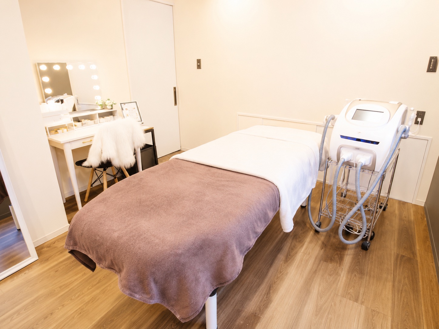 EMINARU beauty salon